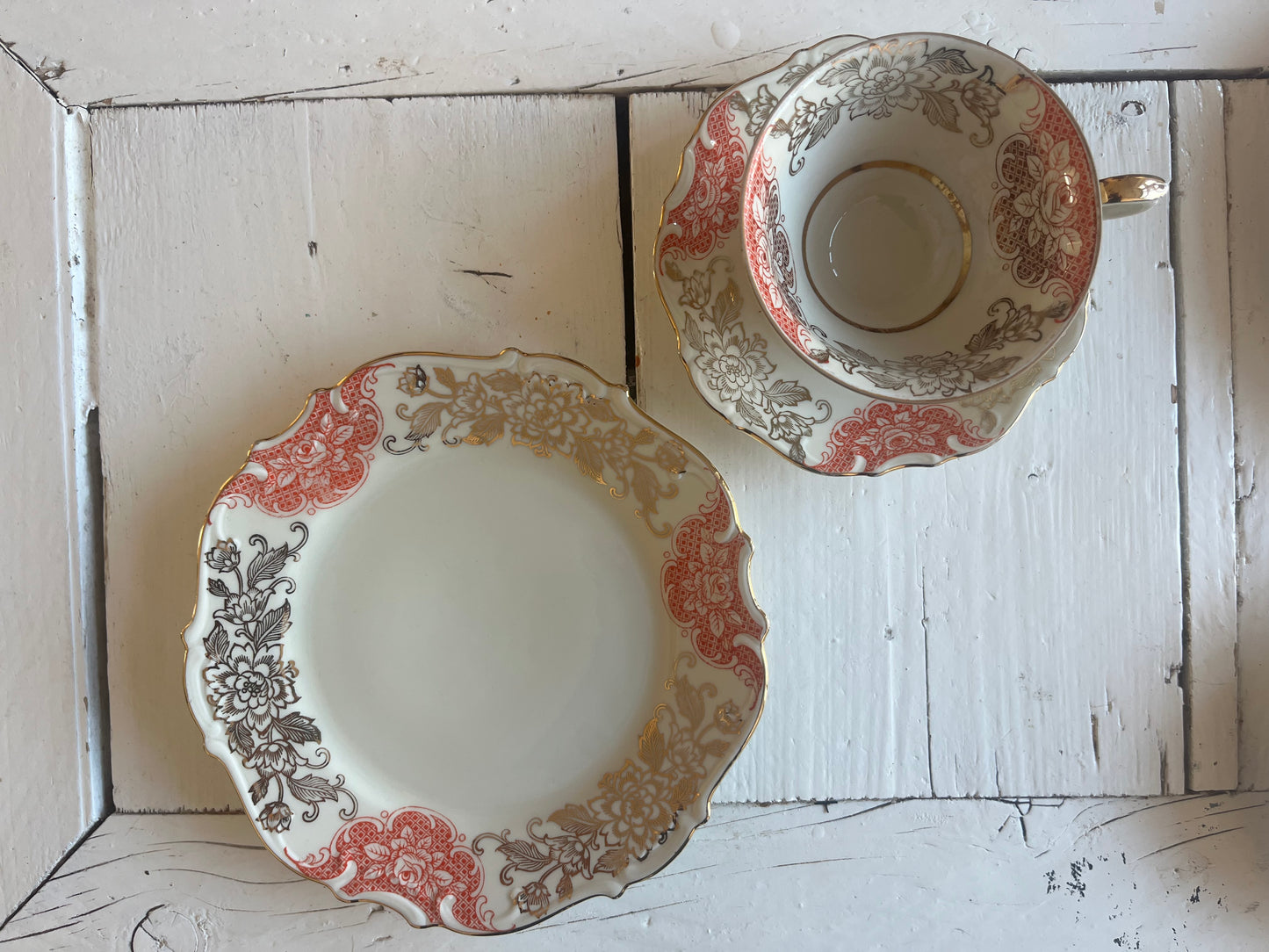Vintage Tableware Gold Orange