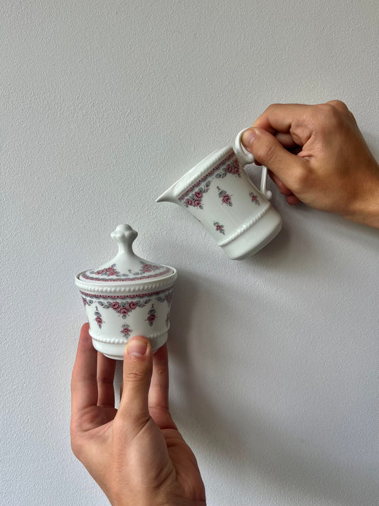 Vintage Milch und Zucker Behälter in Weiß Rosa