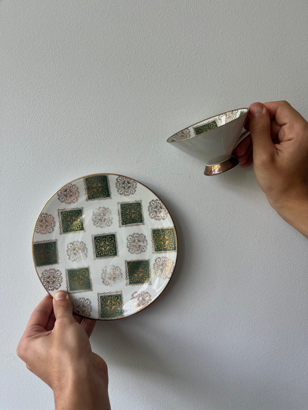 Vintage Dunkelgrün & Gold Kuchenteller & Tassen Set – Geschirr